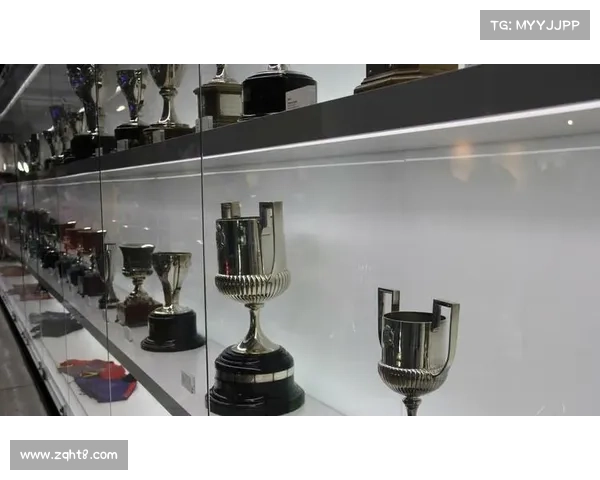 最新全面解析金特罗俱乐部历史沿革球队阵容与赛事荣誉信息大全 最新全面解析金特罗俱乐部历史沿革球队阵容与赛事荣誉信息大全