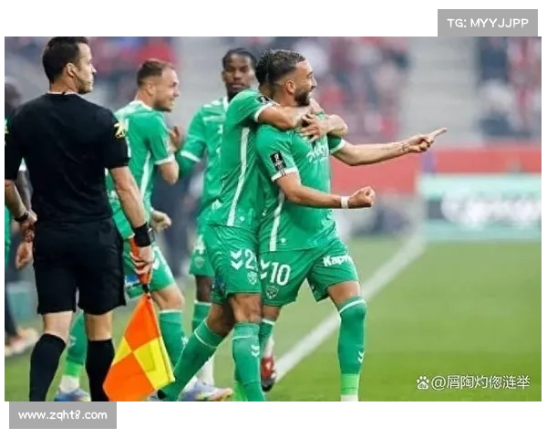 法甲冠军荣耀时刻回顾：从激烈赛场到历史巅峰的辉煌之路